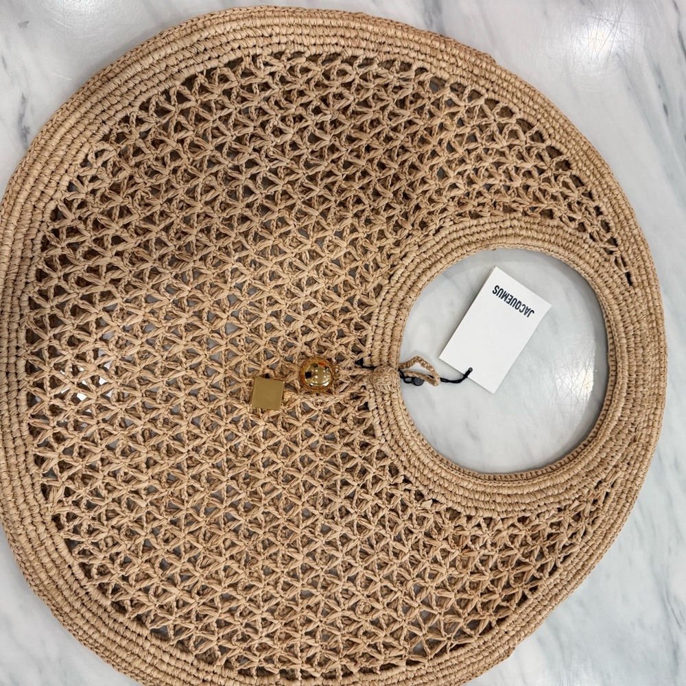 JACQUEMUS LARGE ROUND SPIAGGIA BAG - Picture 7 of 8